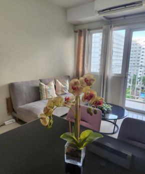 S&J Staycation at Shell Residences MOA/Near Airport